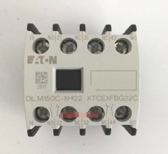 1PC new in box MOELLER DILM150C-XHI22 free shipping