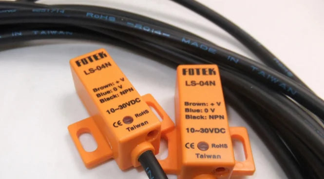 LS-04N LS04N 10-30VDC NEW Fotek Proximity Switch free shipping