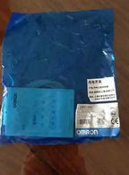 E3F3-R62 E3F3R62 1PC New Omron Photoelectric Switch free shipping