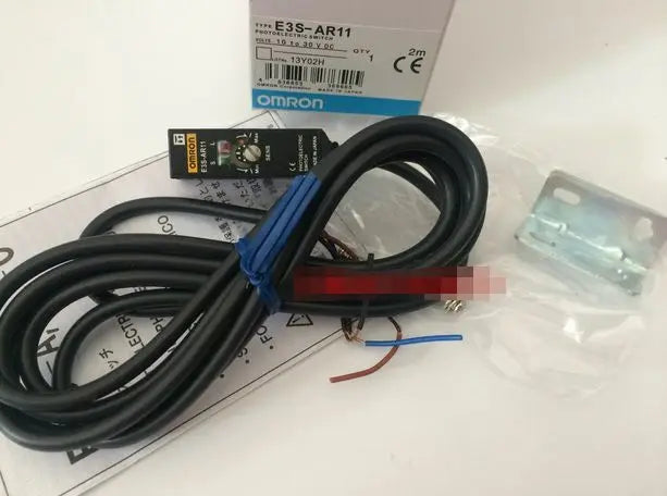 E3S-AR11 E3SAR11 1PC NEW Omron Optical fiber amplifier free shipping