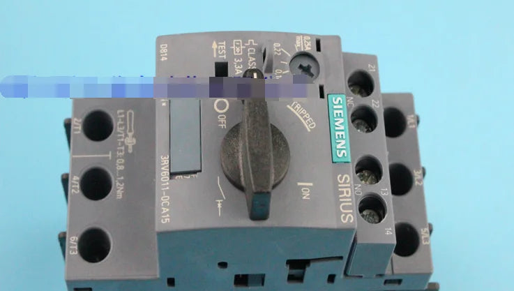 1pc      Siemens   3RV6011-0CA15  0.18-0.25A  circuit  breaker  free shipping