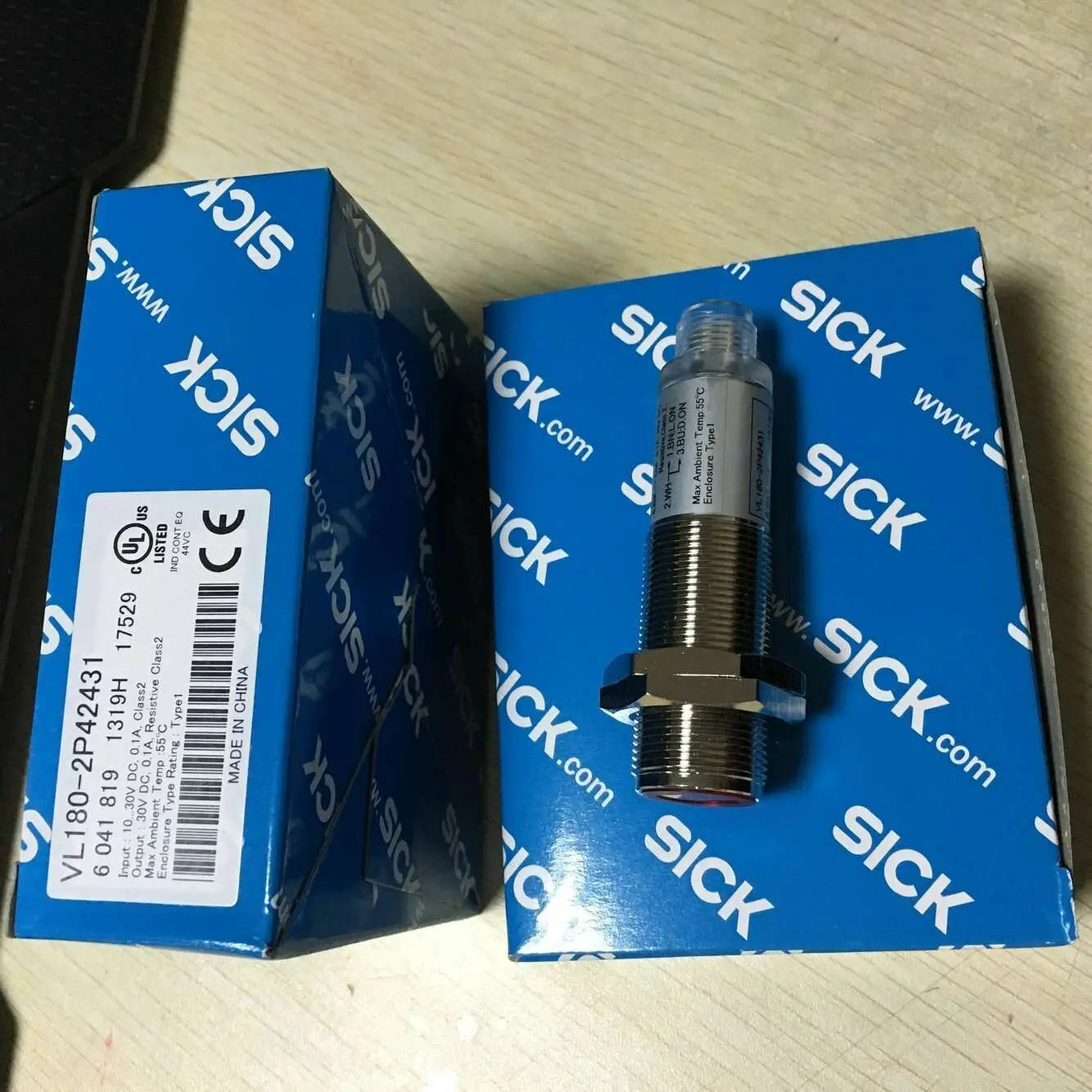 VL180-2P42431 VL1802P42431 SICK NEW IN BOX free shipping