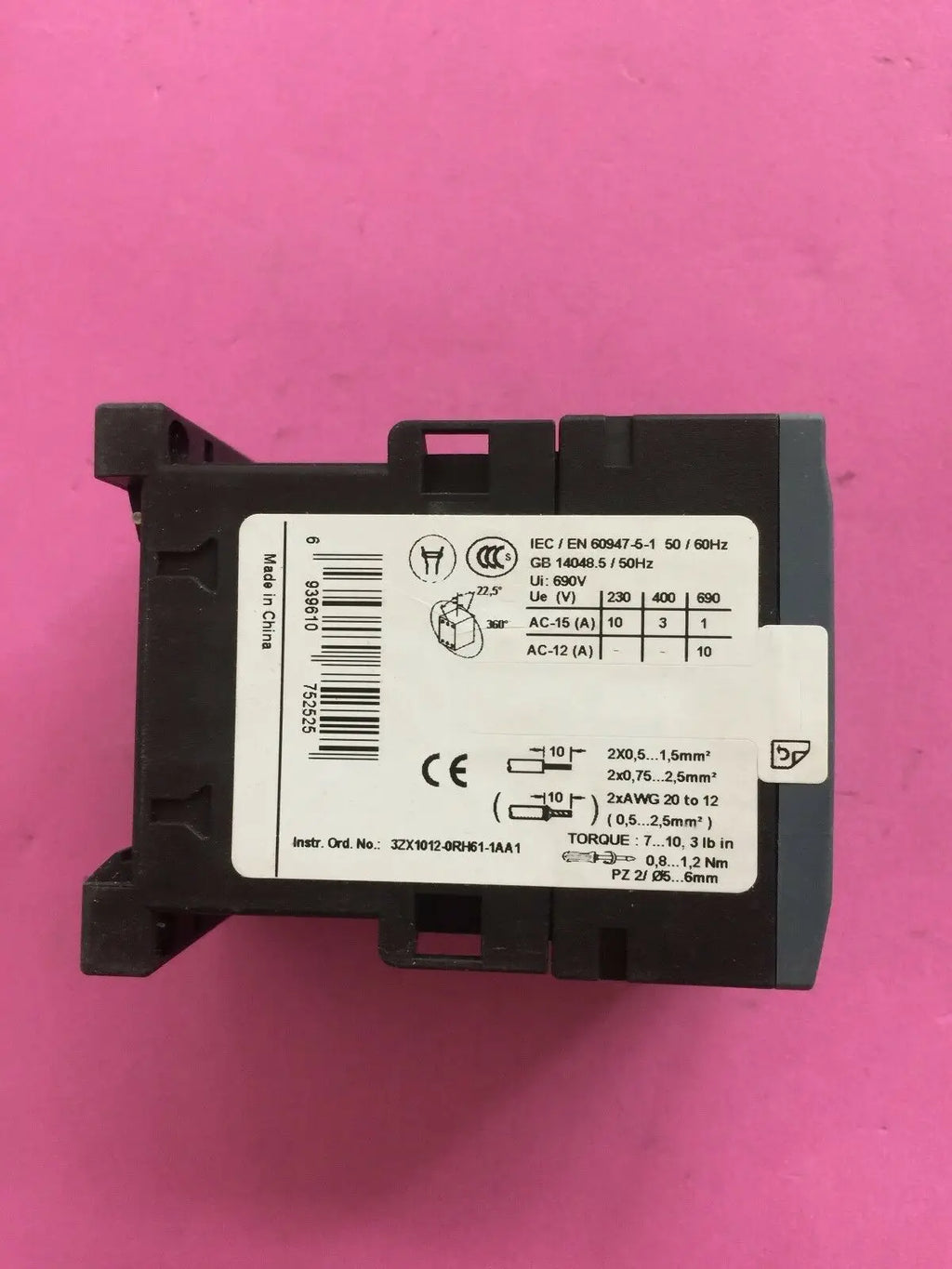 1pc     Siemens   3RH6140-1BM40   DC220V  Intermediate  relay   free shipping