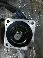 1pc new Yaskawa SGMPS-04ACA2C