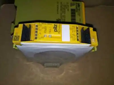 1pc new PNOZ MO4P 773536