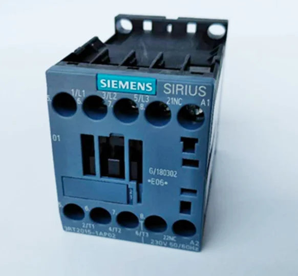 1PC  NEW   SIEMENS  3RT2015-1AP02  230V  free shipping