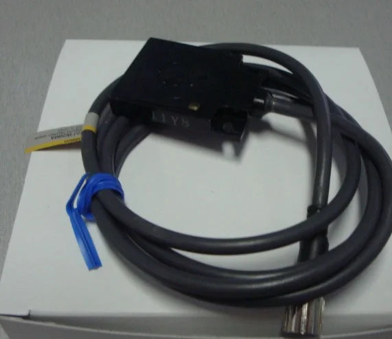 1PC  NEW   Omron   E2J-W20MA      free  shipping