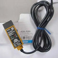 New IN BOX OMRON E3S-R2B4