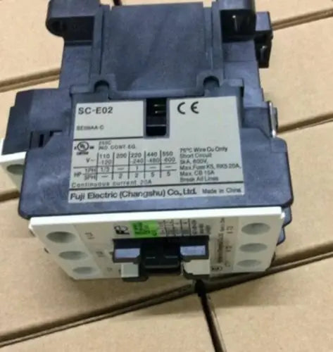 New  FUJI SC-E02 AC380V  Ac contactor   free shipping