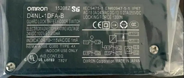 1pc New OMRON D4NL-1DFA-B Guard Lock Safety-Door Switch free shipping