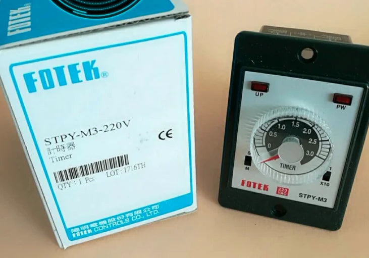 1pc FOTEK STPY-M3-220V Time relay free shipping