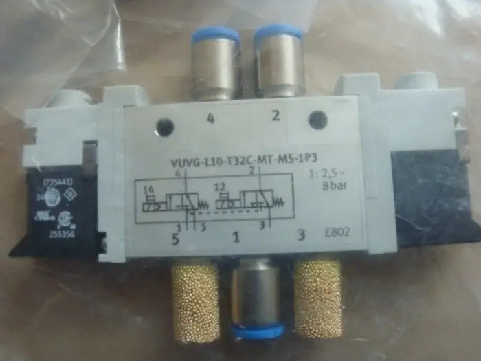 New  Festo  solenoid valve  VUVG-L10-T32C-MT-M5-1P3   free shipping
