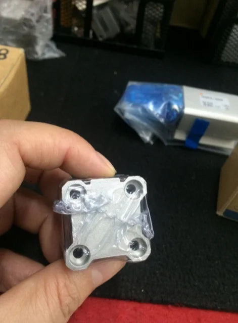 CQ2B16-5D CQ2B165D 1PC New SMC air cylinder free shipping