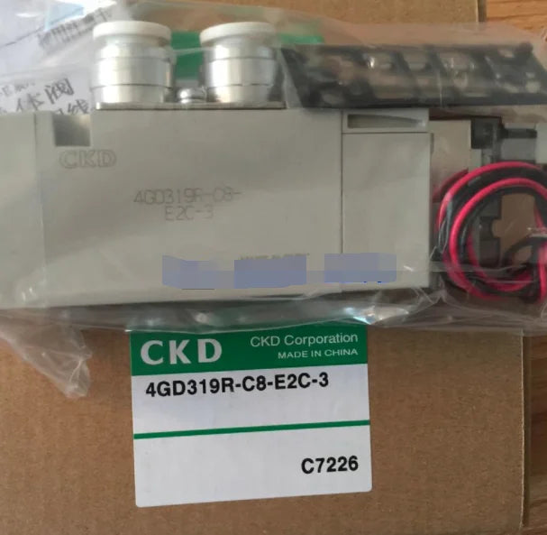 1PC  NEW  CKD    4GD319R-C8-E2C-3    free  shipping