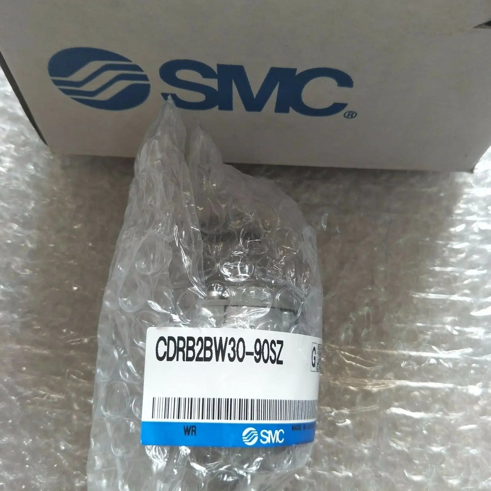 New  SMC  CDRB2BW30-90SZ  rotating cylinder   free shipping