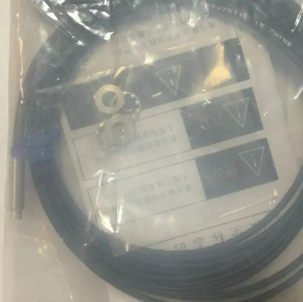 E32-ZD11L E32 ZD11L 1PC New in box New Omron free shipping