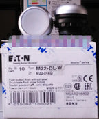 1PC  NEW   EATON  MOELLER  M22-DL-W   free shipping