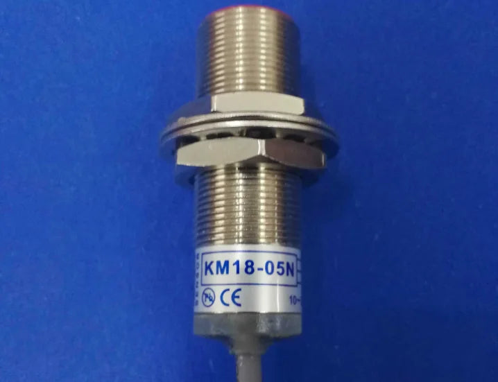 1pc FOTEK KM18-05N Proximity switch free shipping