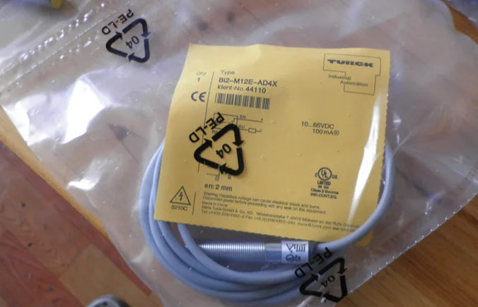 BI2-M12E-AD4X BI2M12EAD4X 1PC New Turck Proximity Sensor free ship