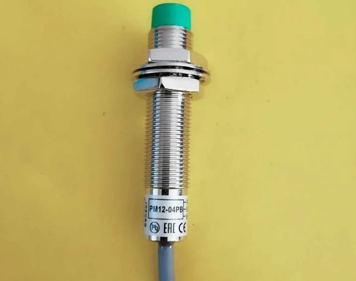 1pc FOTEK PM12-04PB Proximity switch free shipping