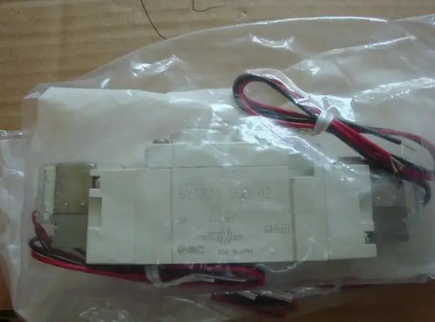 SY7220-5GD-02 SY7220 5GD 02 NEW SMC solenoid valve free shipping
