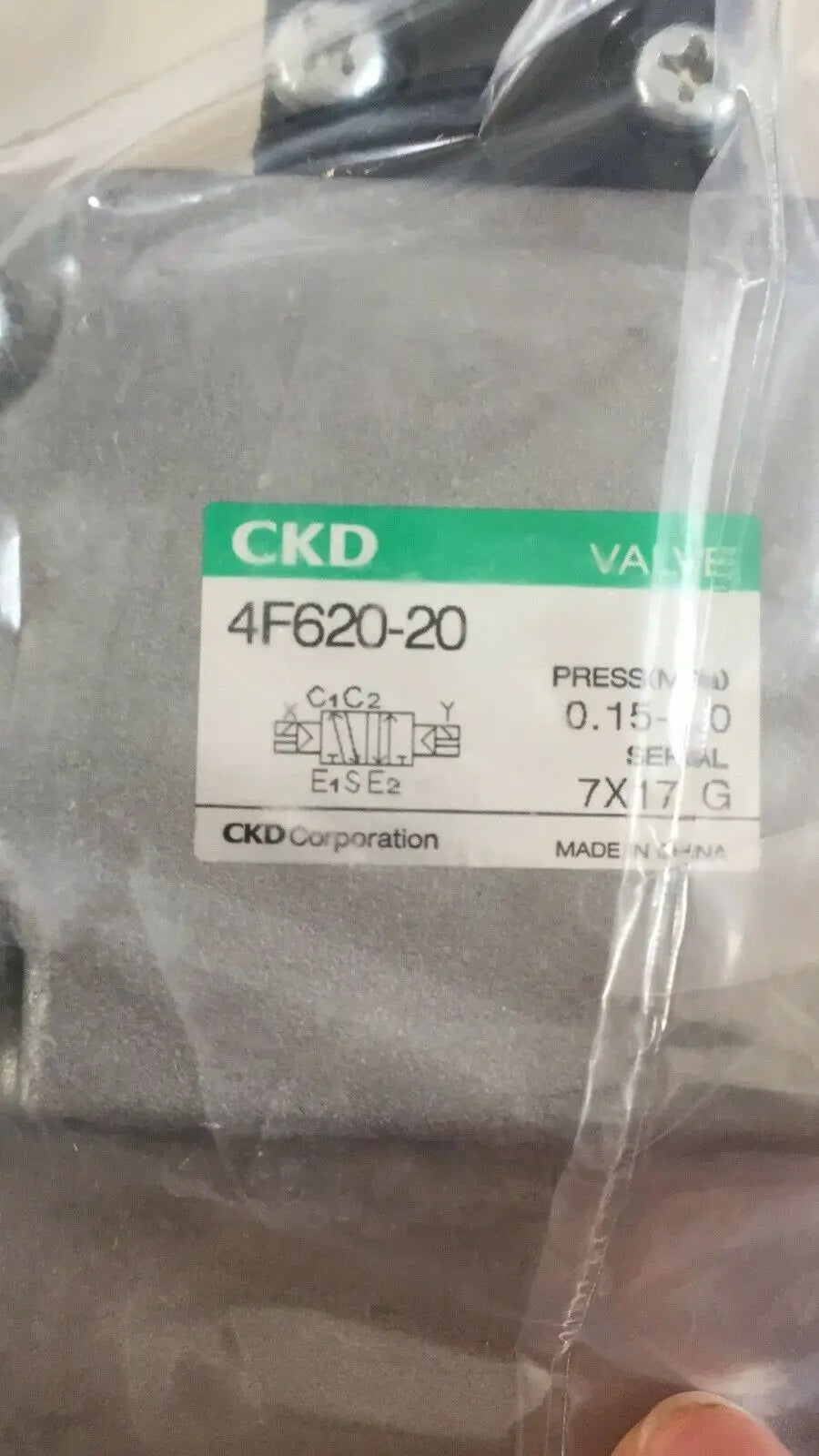 1PC  NEW  CKD  4F620-20-AC110V    4F620-20   AC110V   free  shipping