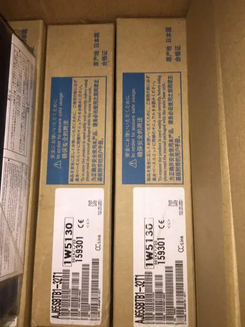 AJ65SBTB1-32T1 AJ65SBTB132T1 NEW IN BOX MITSUBISHI PLC Module free ship