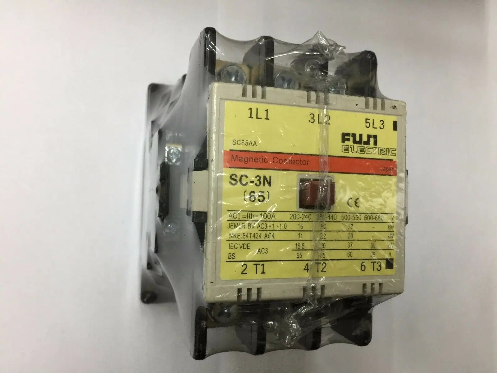 New FUJI SC-3N AC110V Ac contactor free shipping