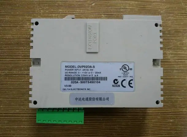DVP02DA-S DVP02DA S New in box Delta PLC Analog Output Module free shipping