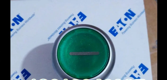 1PC  NEW   EATON  MOELLER  M22-DL-G-X1   free shipping