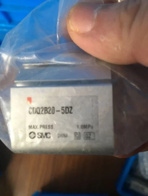 CDQ2B20-50DZ CDQ2B2050DZ 1PC New SMC air cylinder free shipping