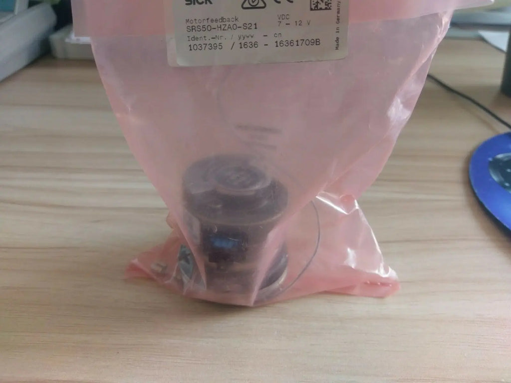 New  Sick  SRS50-HZA0-S21 Encoder  free shipping