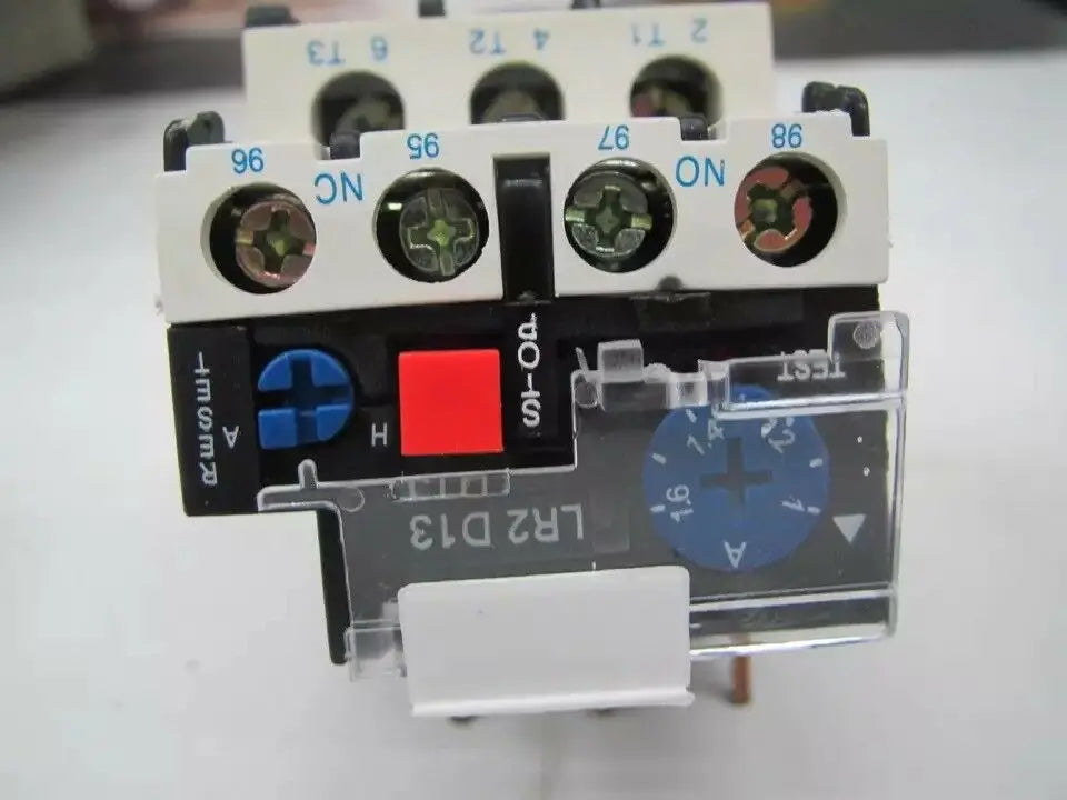 New Schneider LR2-D1306C 1-1.6A Thermal overload relay free shipping