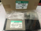 1PC  NEW  CKD    4KB319-00-LS-DC24V    4KB319-00-LS  DC24V   free  shipping