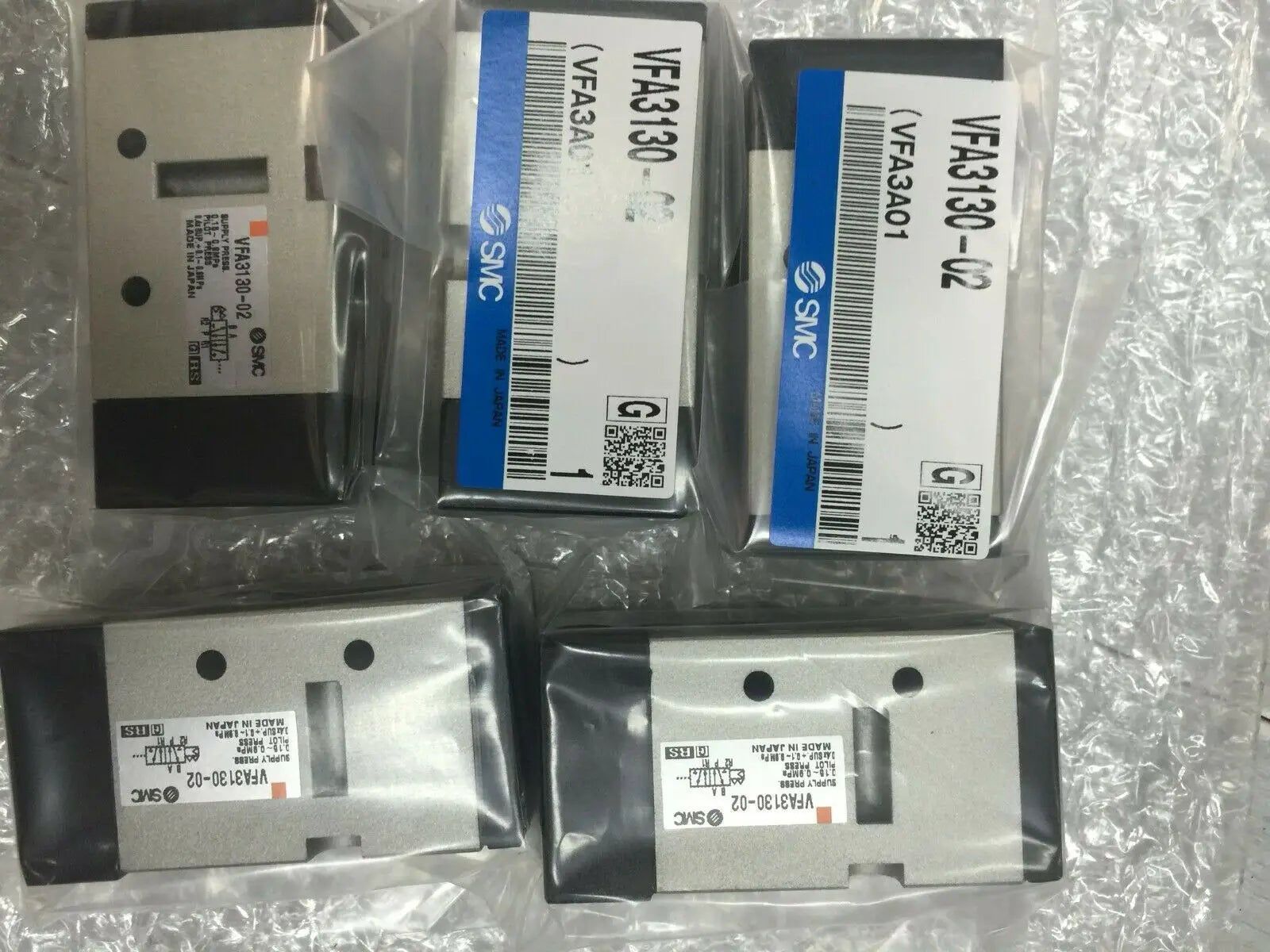1PC  NEW   SMC   VFA3130-02     free  shipping
