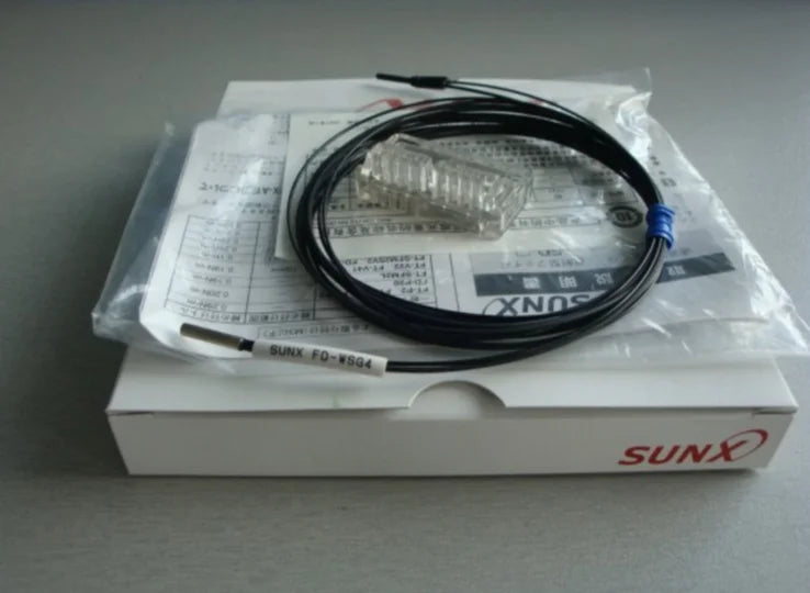 FD-WSG4 FDWSG4 1PC NEW Panasonic SUNX Optical Fiber Sensor free ship