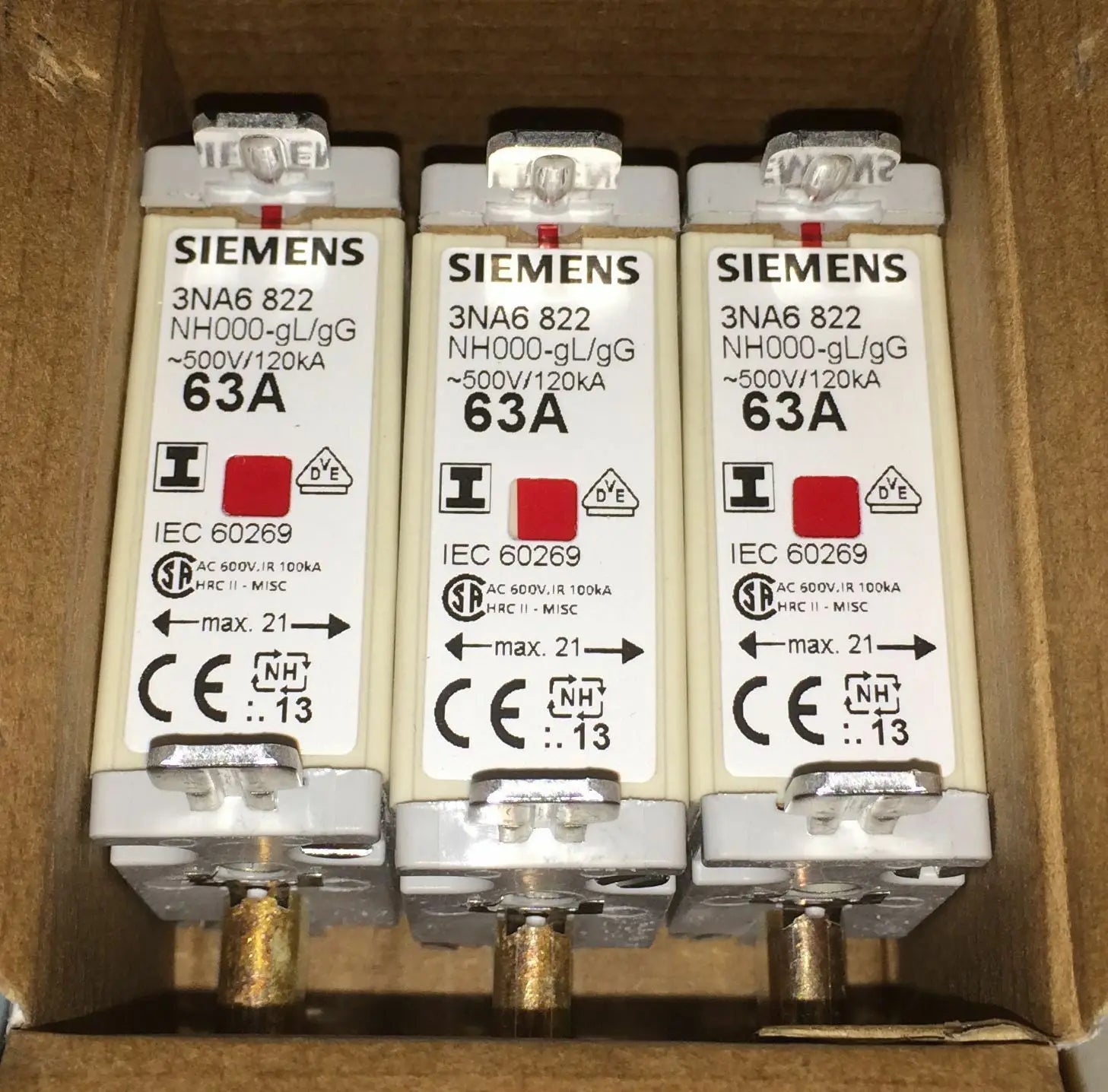 New  Siemens  3NA6822  fuse  free shipping