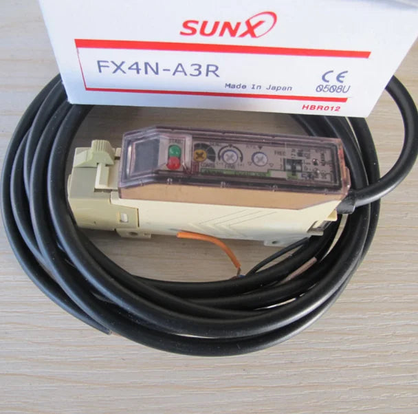 FX4N-A3R FX4NA3R 1PC NEW Panasonic / SUNX Fiber Optic Amplifier free shipping