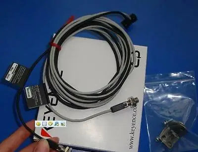 New In Box KEYENCE Sensor Replace LV-S72