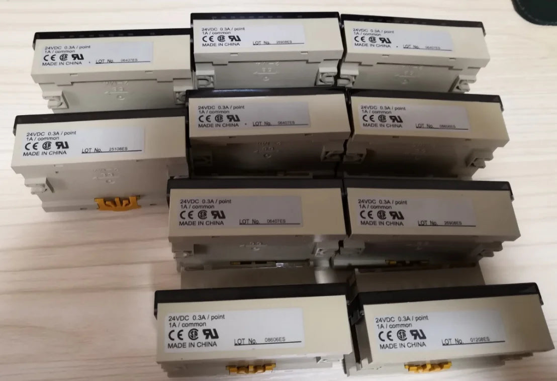 1PC NEW Omron SRT2-OD08-1 free shipping