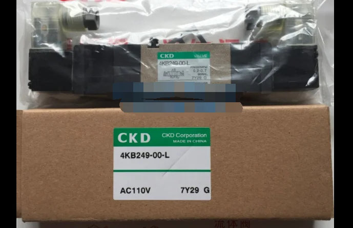 1PC  NEW   CKD  4KB249-00-L-AC110V   4KB249-00-L   AC110V   free  shipping