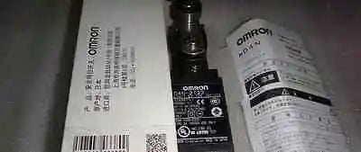 D4N-2122 D4N2122 1PC NEW Omron Limit Switch free shipping