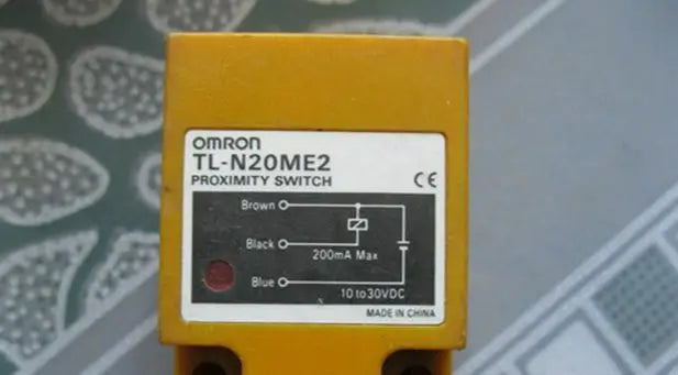 TL-N20ME2 TLN20ME2 New Omron Proximity switch 10 to 30VDC free shipping