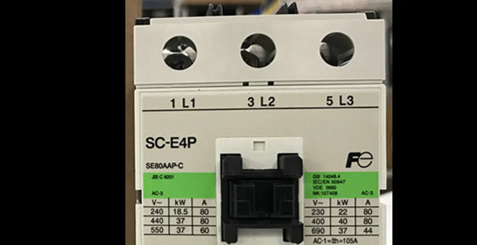New  FUJI  SC-E4P AC380V  Ac contactor  free shipping