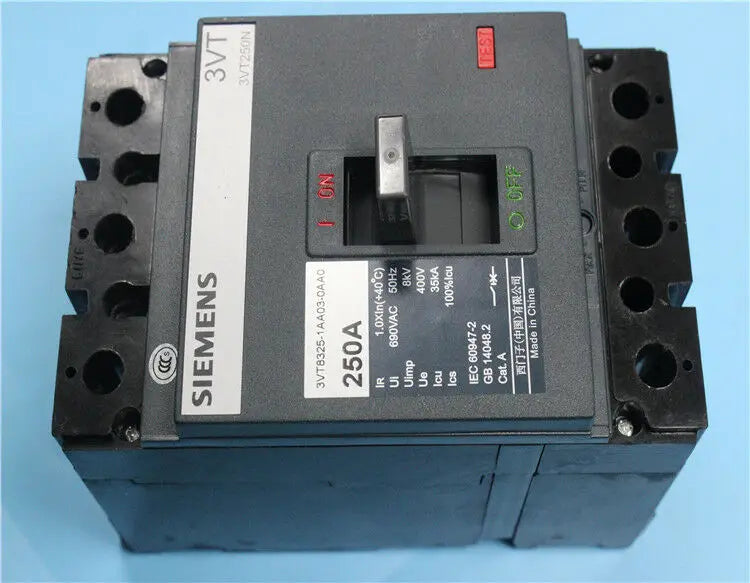 1pc      Siemens  3VT8325-1AA03-0AA0   circuit breaker   free shipping