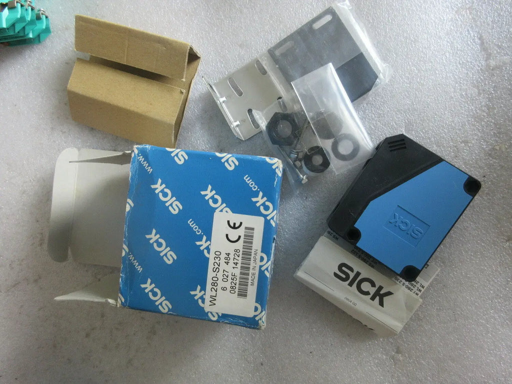 New SICK WL280-S230 Proximity switch free shipping