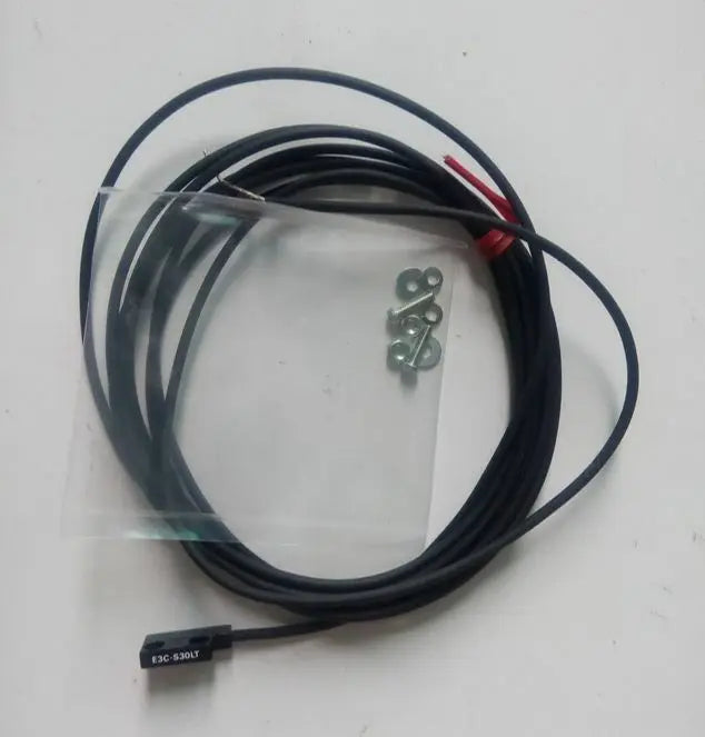 E3C-S30LT E3CS30LT 1PC New OMRON Sensors free shipping