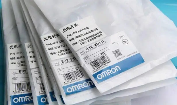 E32-ZD11L E32 ZD11L 1PC New in box New Omron free shipping