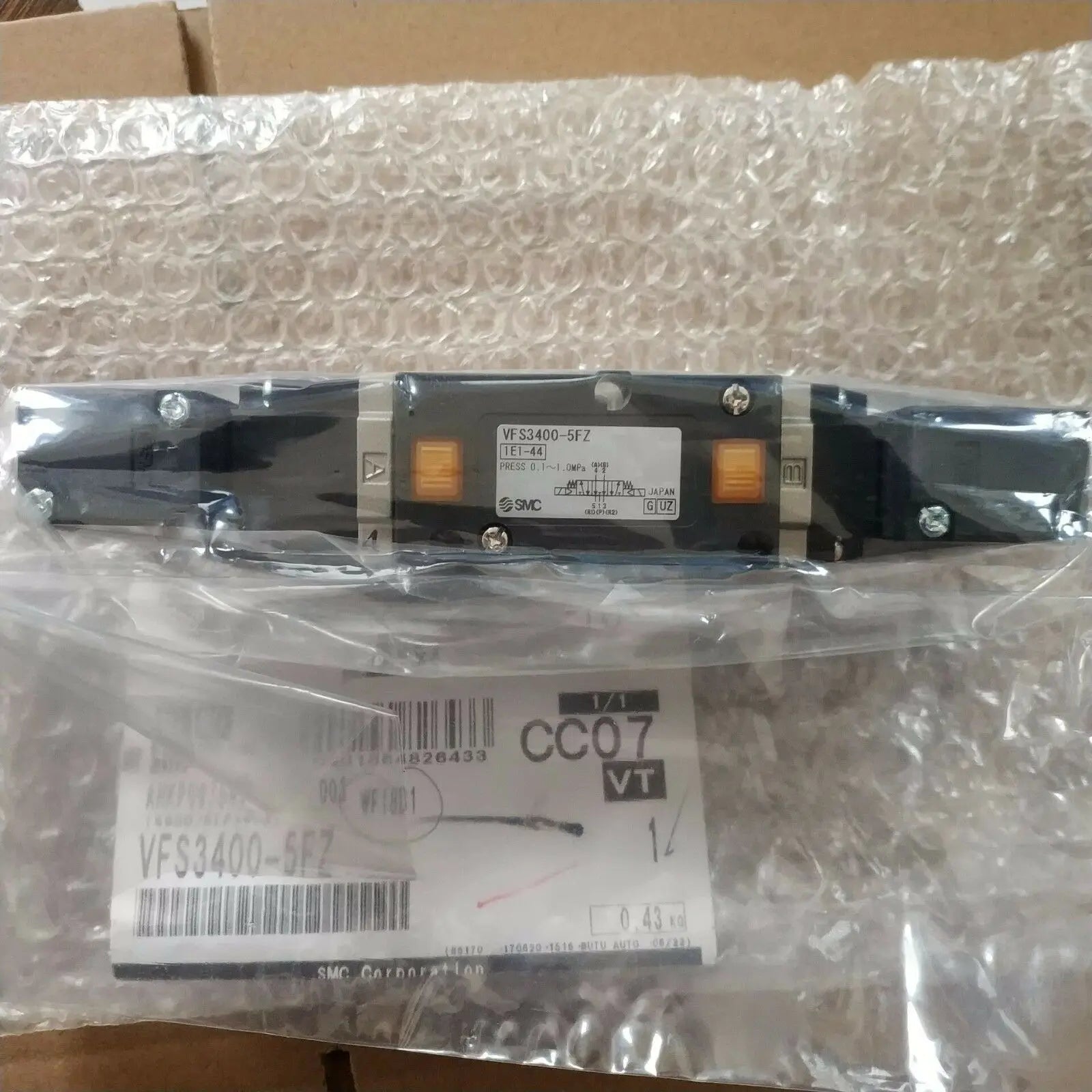 New SMC VFS3400-5FZ Solenoid Valve free shipping