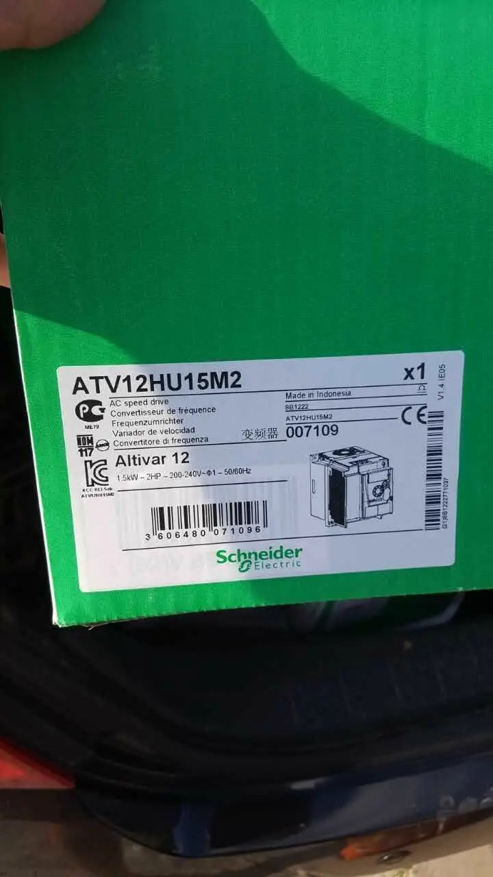 ATV12HU15M2 1PC NEW Schneider